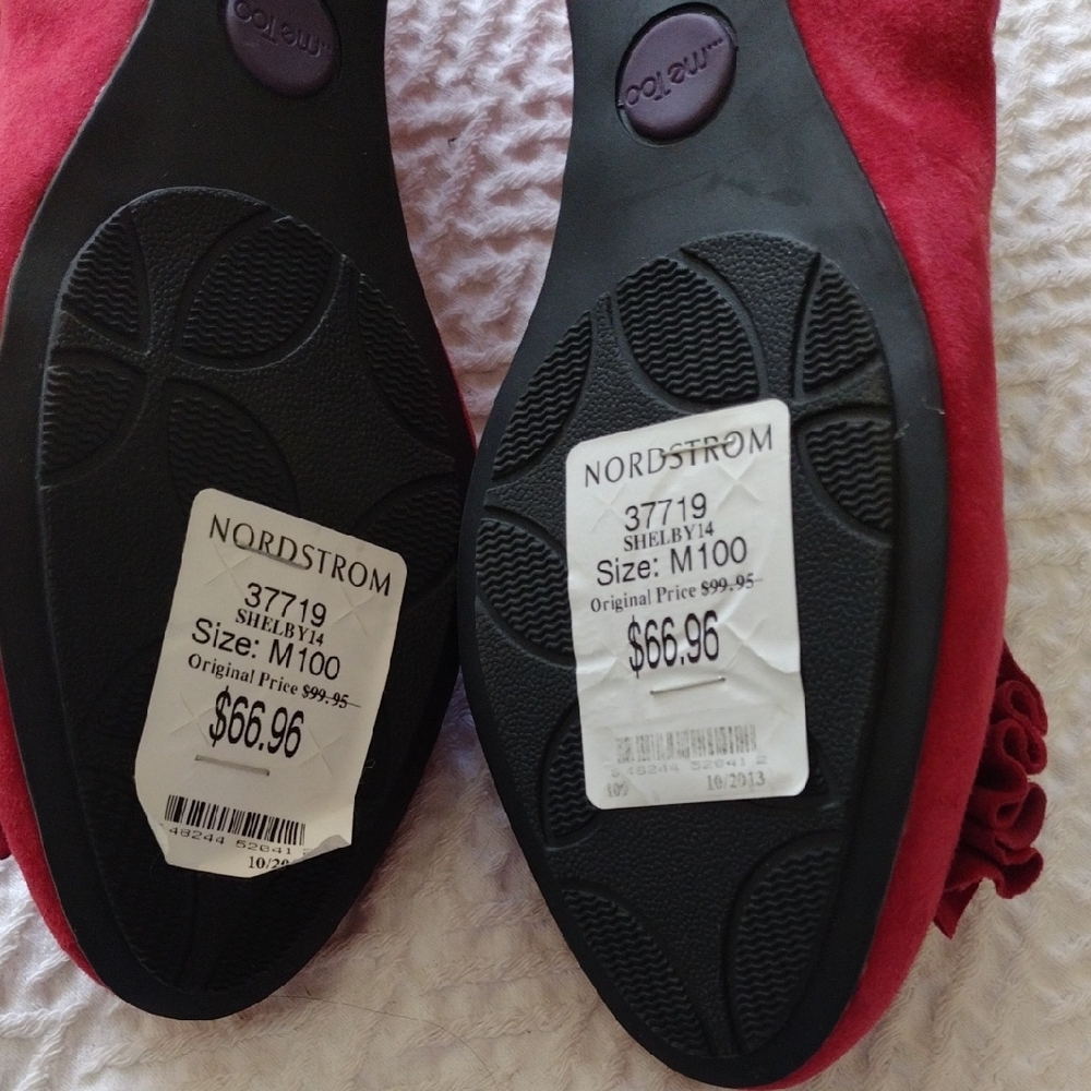 Me Too Scarlet Wedge Heels with Ruffle Detail - Picture 3 of 6